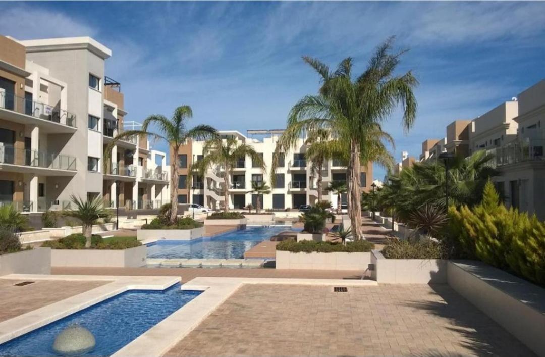 Zenia Beach Оріуела Екстер'єр фото